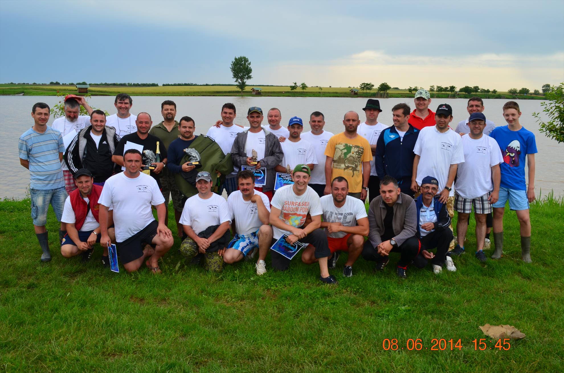 Cupa memoriala Ionel Barbu, 7-8 iunie Lacul Teiu - final.JPG